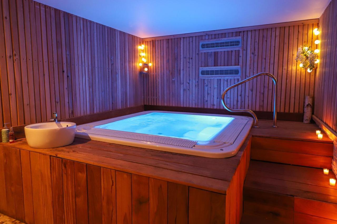 Hotel Spa Le Miel Des Muses Бриве-ла-Гаилларде Экстерьер фото