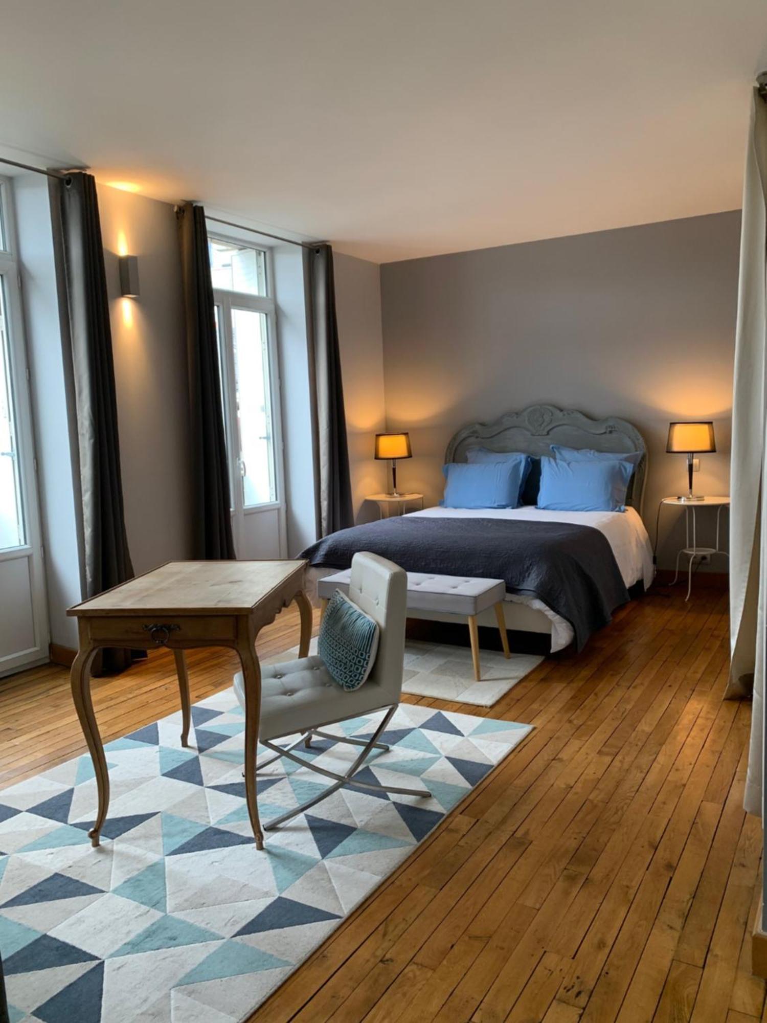 Hotel Spa Le Miel Des Muses Бриве-ла-Гаилларде Экстерьер фото